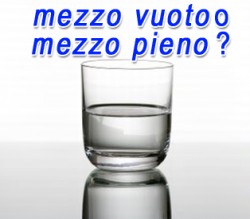 bicchiere-mezzo-pieno-e-mezzo-vuoto
