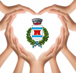 hands-together-heart2